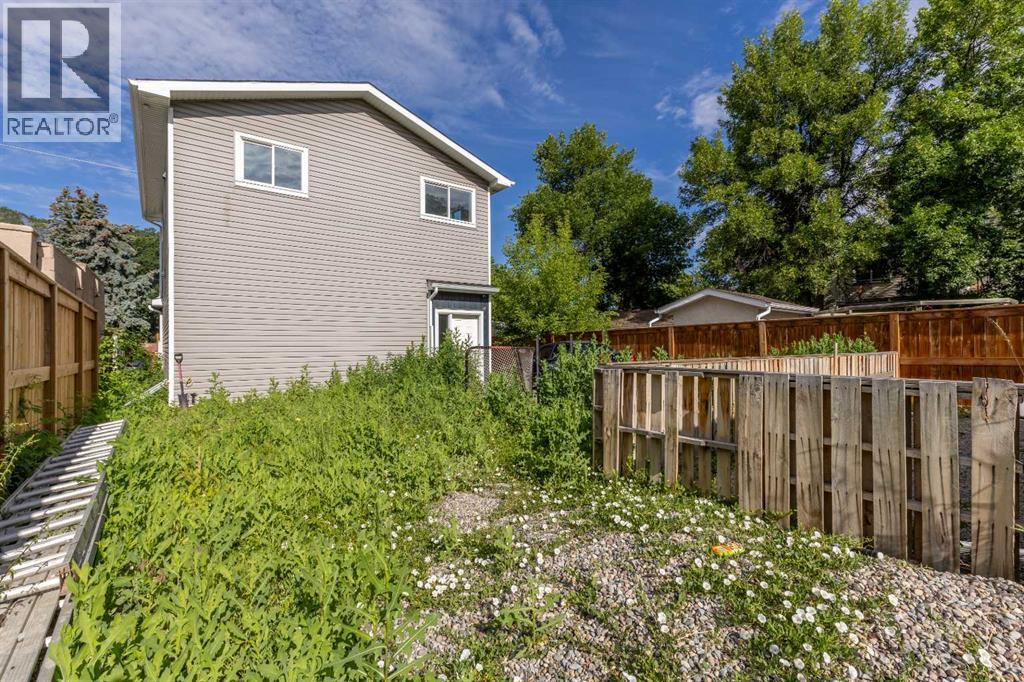 444 20 Street N - 31