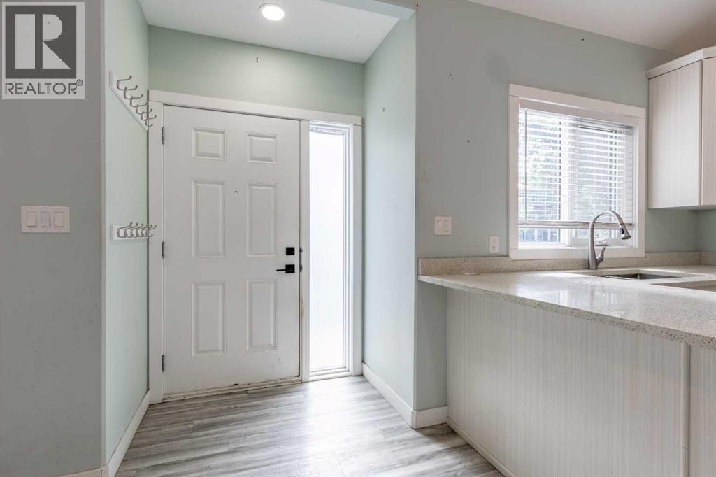 444 20 Street N - 5