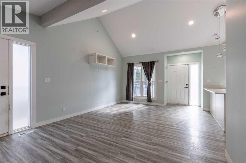 444 20 Street N - 6