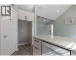 444 20 Street N - photo 11