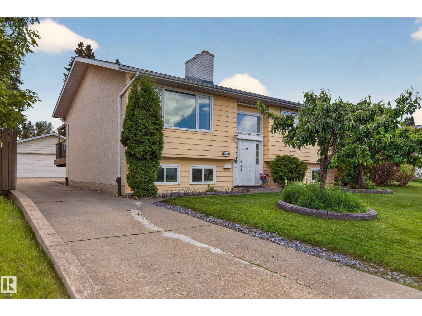 18509 92A AV NW - 28
