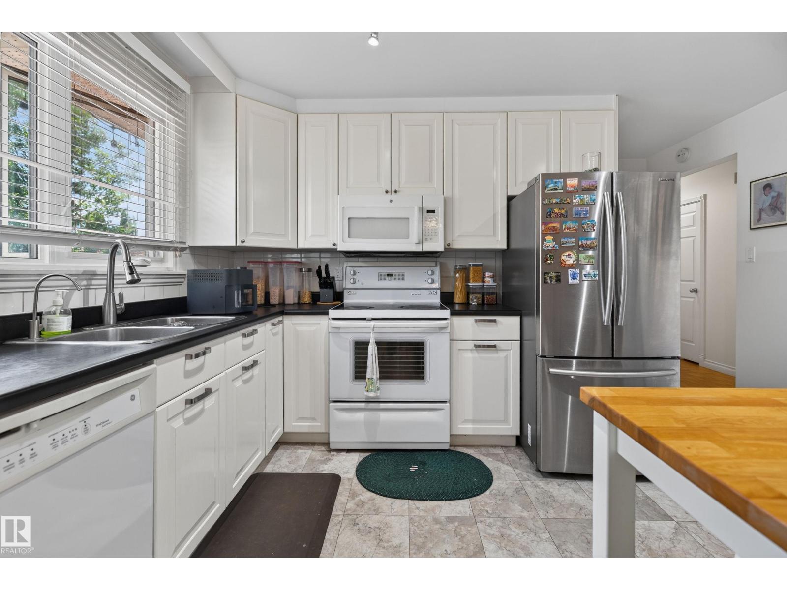 18509 92A AV NW - 14
