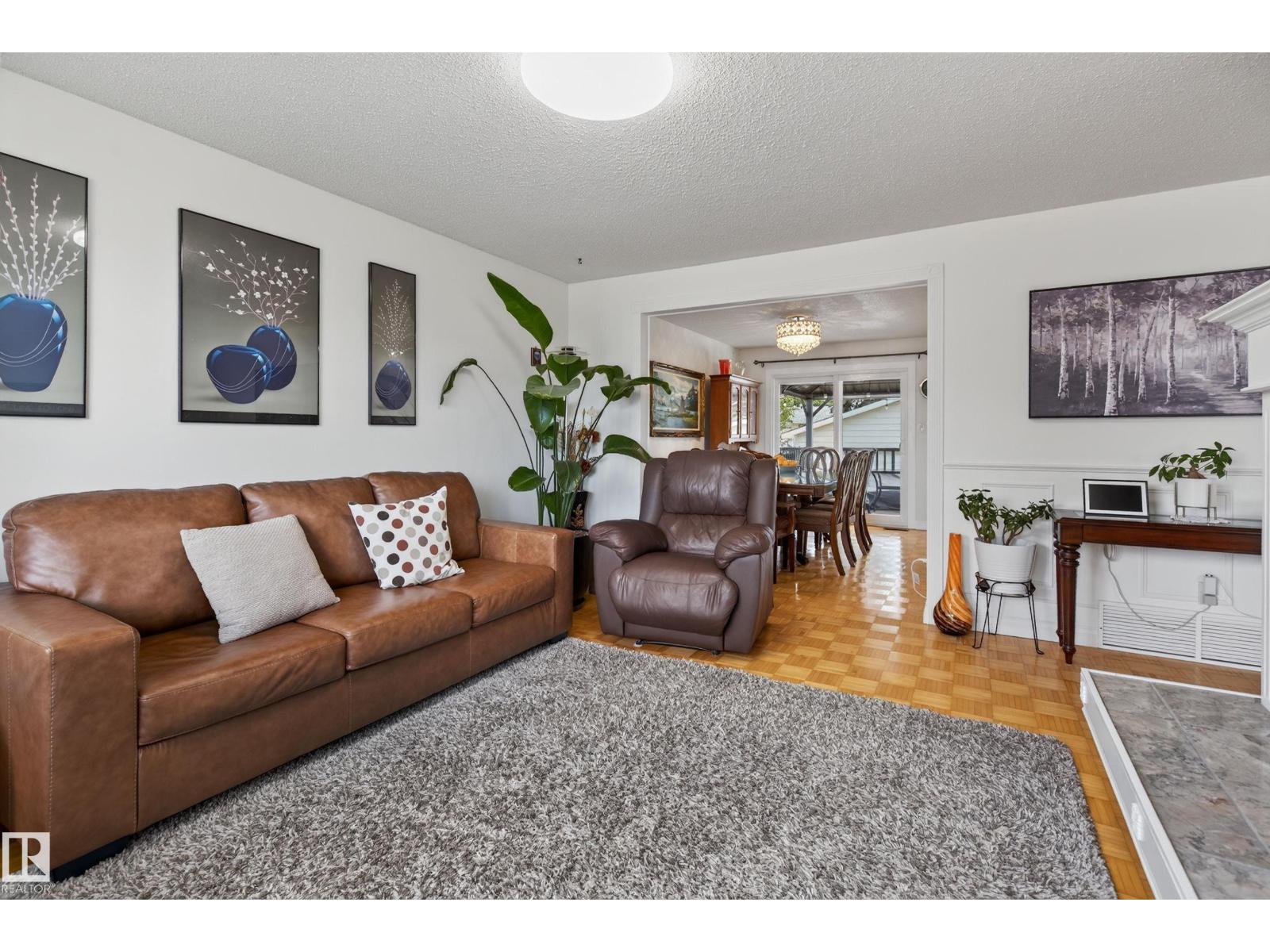 18509 92A AV NW - 5