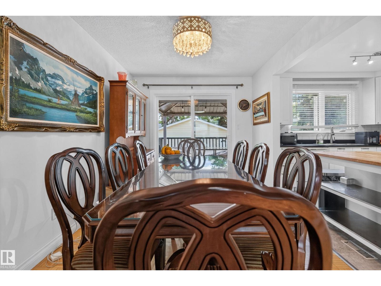 18509 92A AV NW - 9