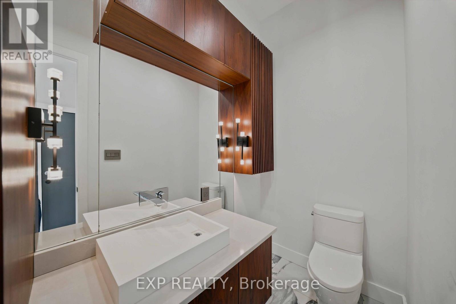 3 Bed, 4 Bath House for Sale in Ottawa – B – 375 MADISON AVENUE, Ottawa – MLS# X13551160 - Image 12