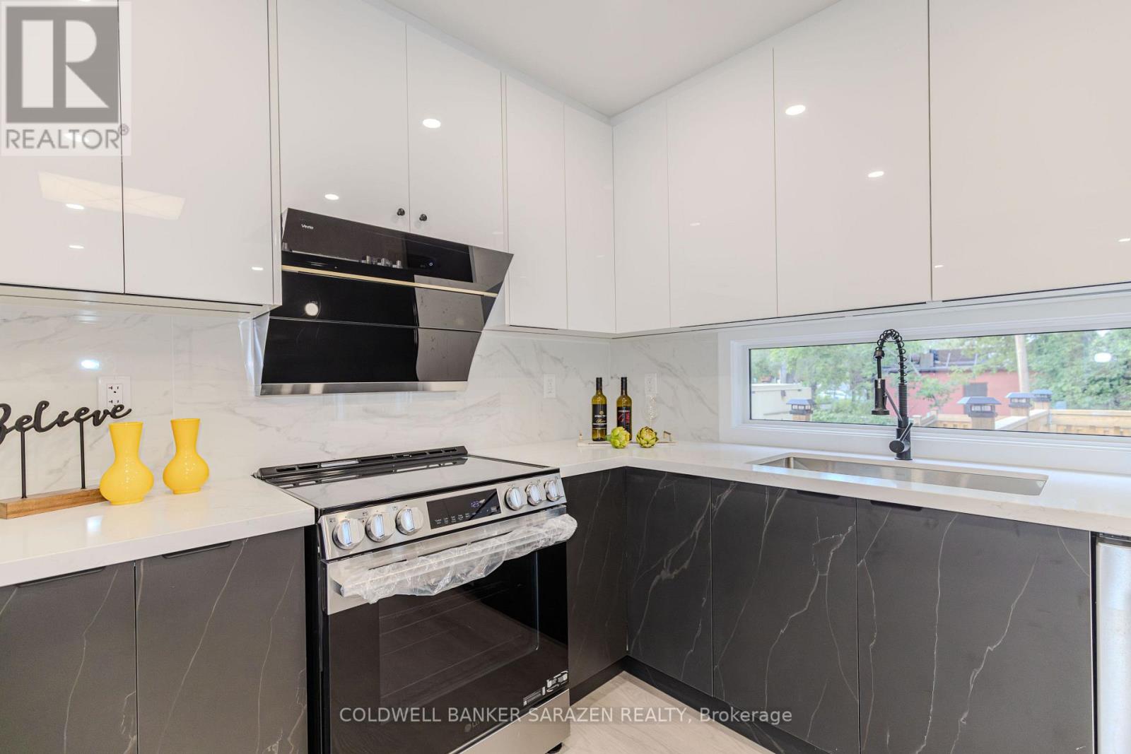 31 HARVARD AVENUE, Ottawa. Luxury613. By Peter Sagos - Image 15