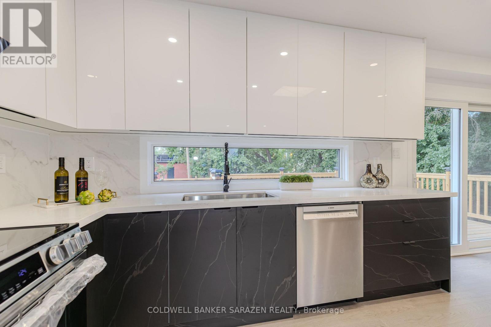 31 HARVARD AVENUE, Ottawa. Luxury613. By Peter Sagos - Image 16