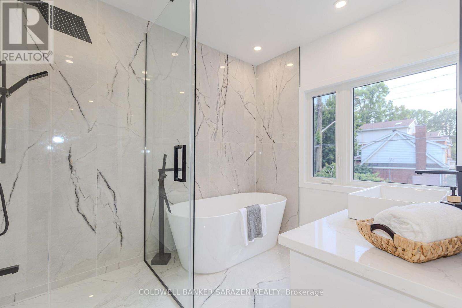 31 HARVARD AVENUE, Ottawa. Luxury613. By Peter Sagos - Image 28