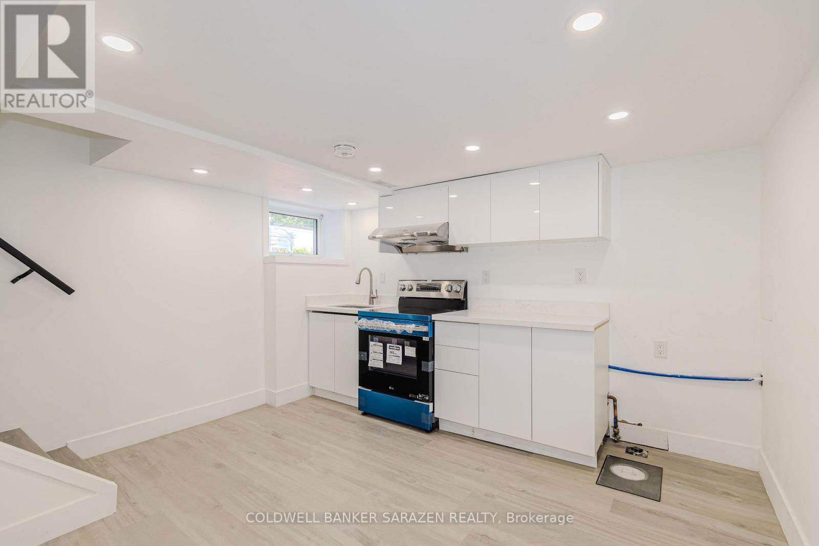 31 HARVARD AVENUE, Ottawa. Luxury613. By Peter Sagos - Image 36