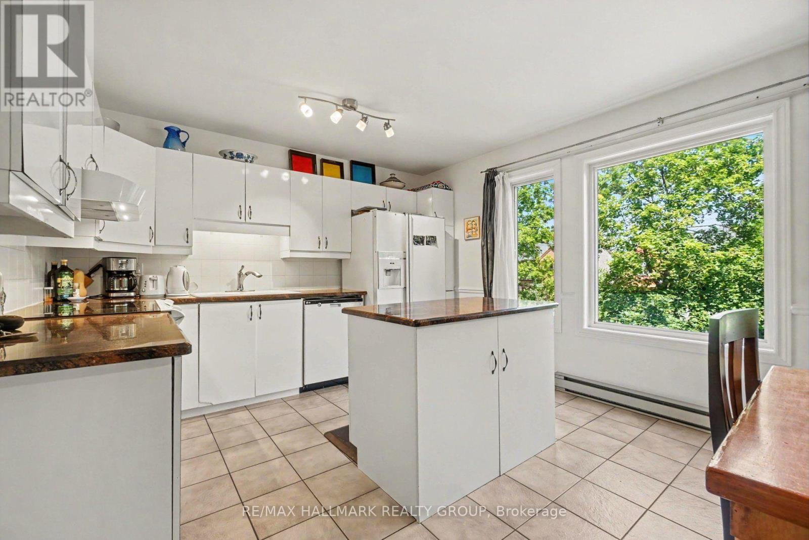 48 DUNBARTON COURT, Ottawa. Luxury613. By Peter Sagos - Image 12