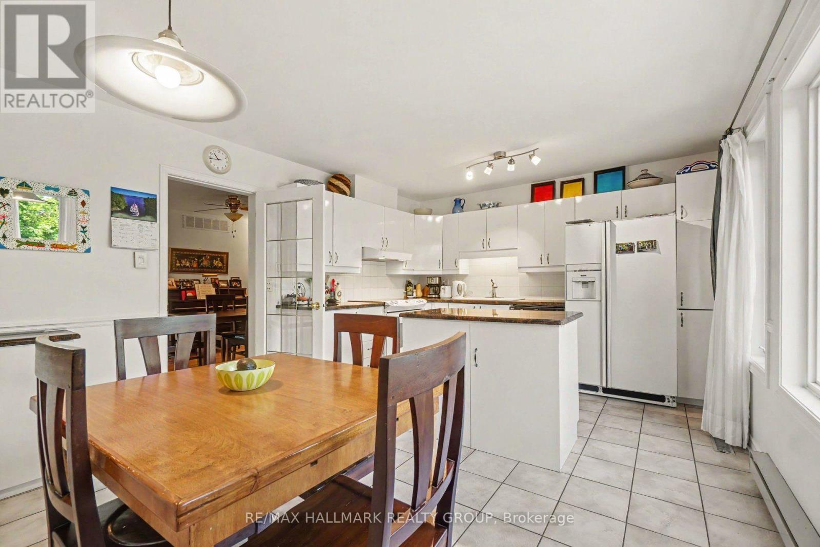 48 DUNBARTON COURT, Ottawa. Luxury613. By Peter Sagos - Image 16