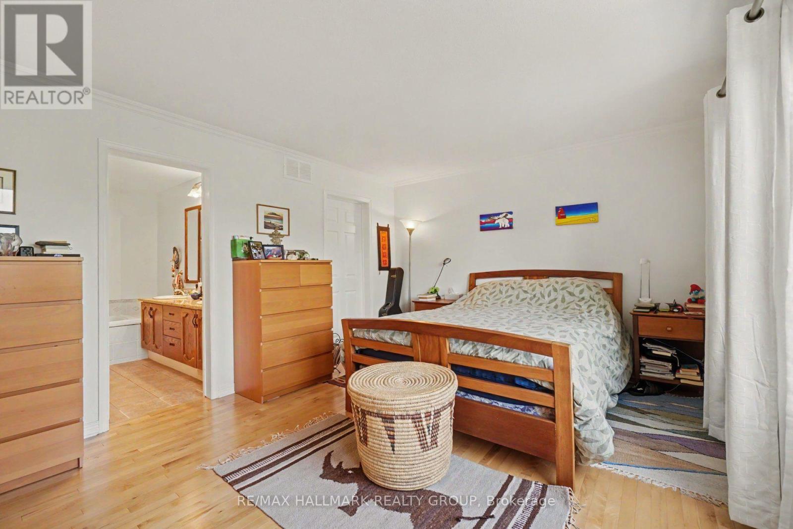 48 DUNBARTON COURT, Ottawa. Luxury613. By Peter Sagos - Image 20