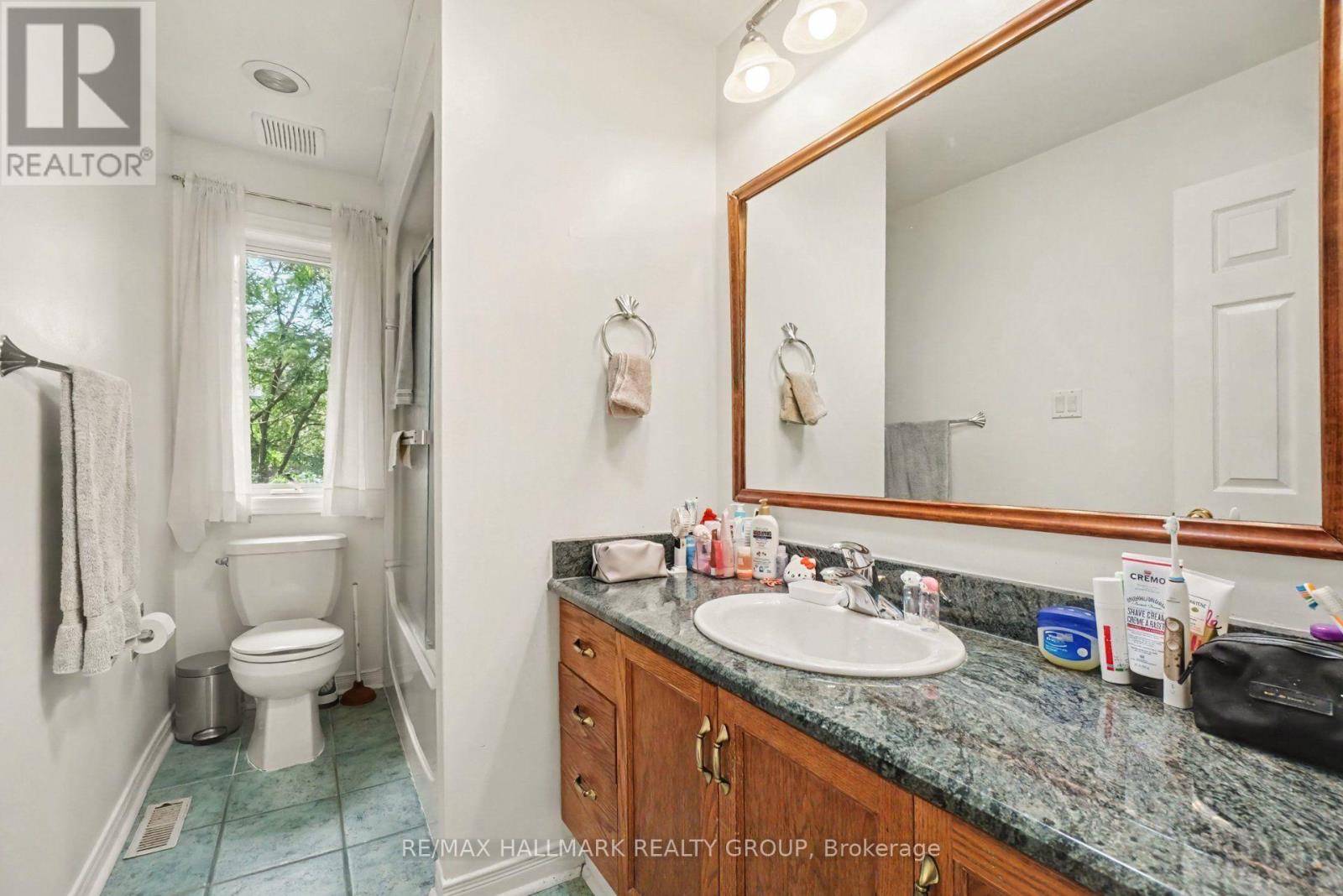 48 DUNBARTON COURT, Ottawa. Luxury613. By Peter Sagos - Image 25