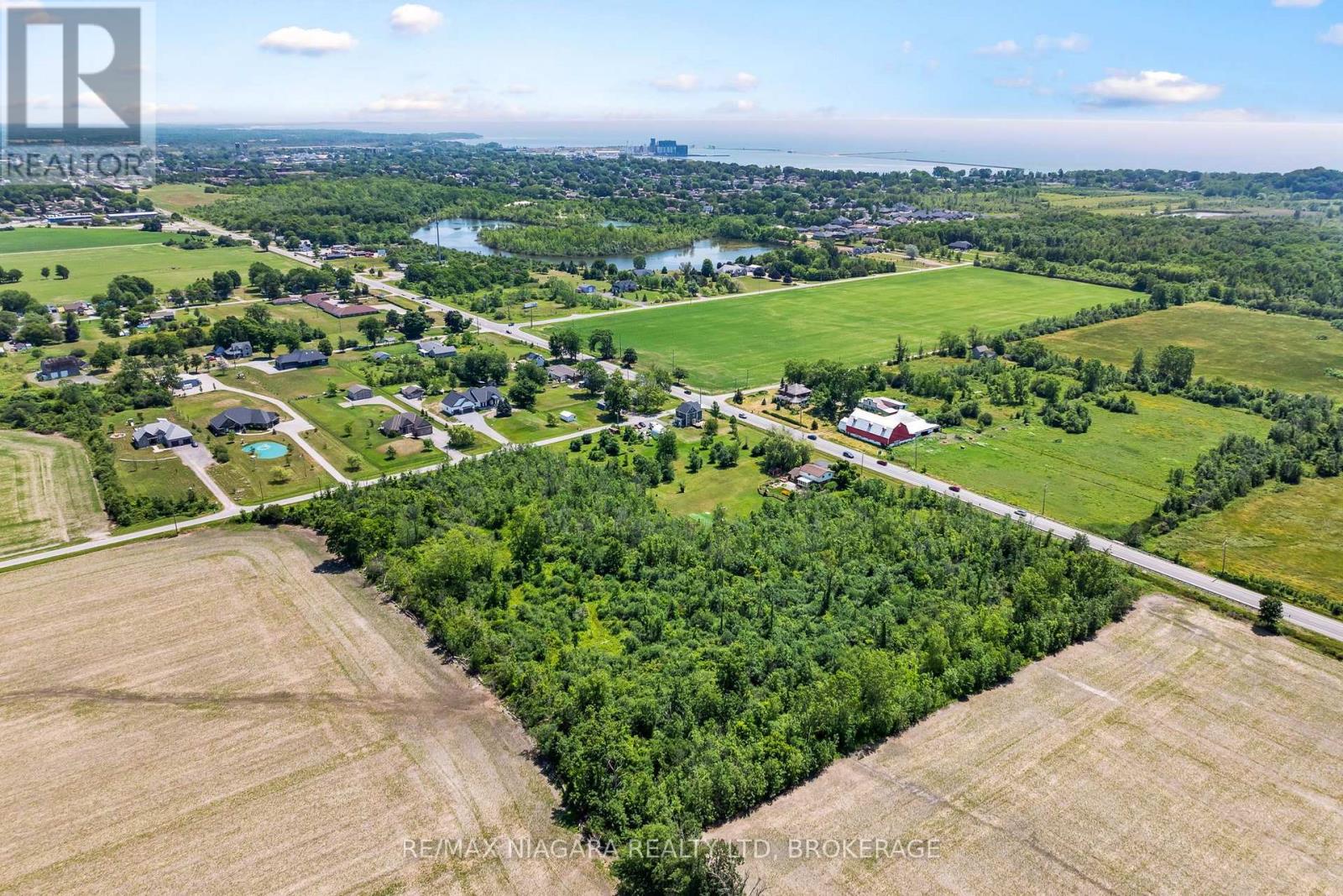 20214 HWY 3 - 35