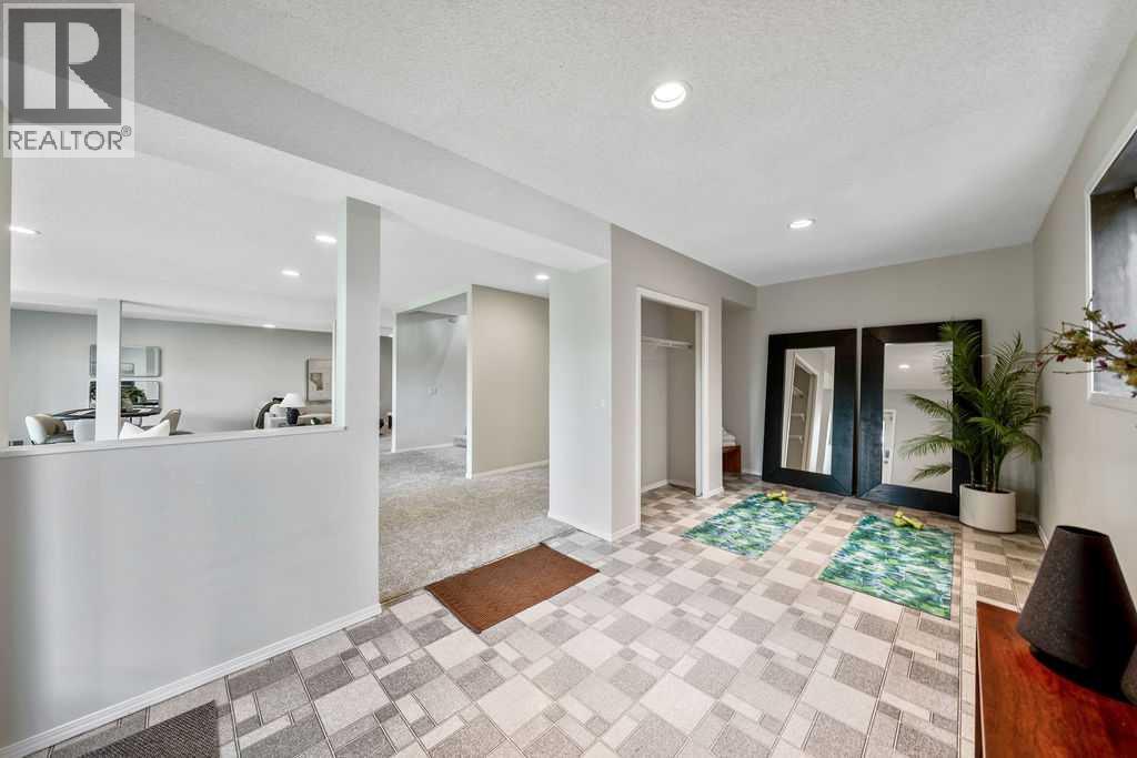 Flex Room with Door to Rear Deck