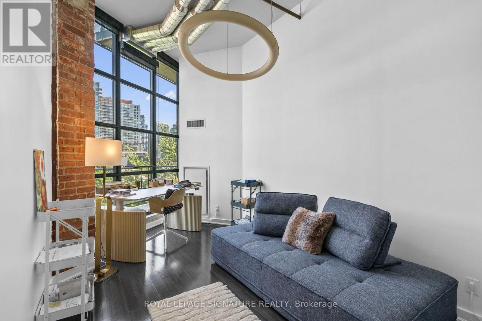 #411 43 HANNA AVENUE - Image 21