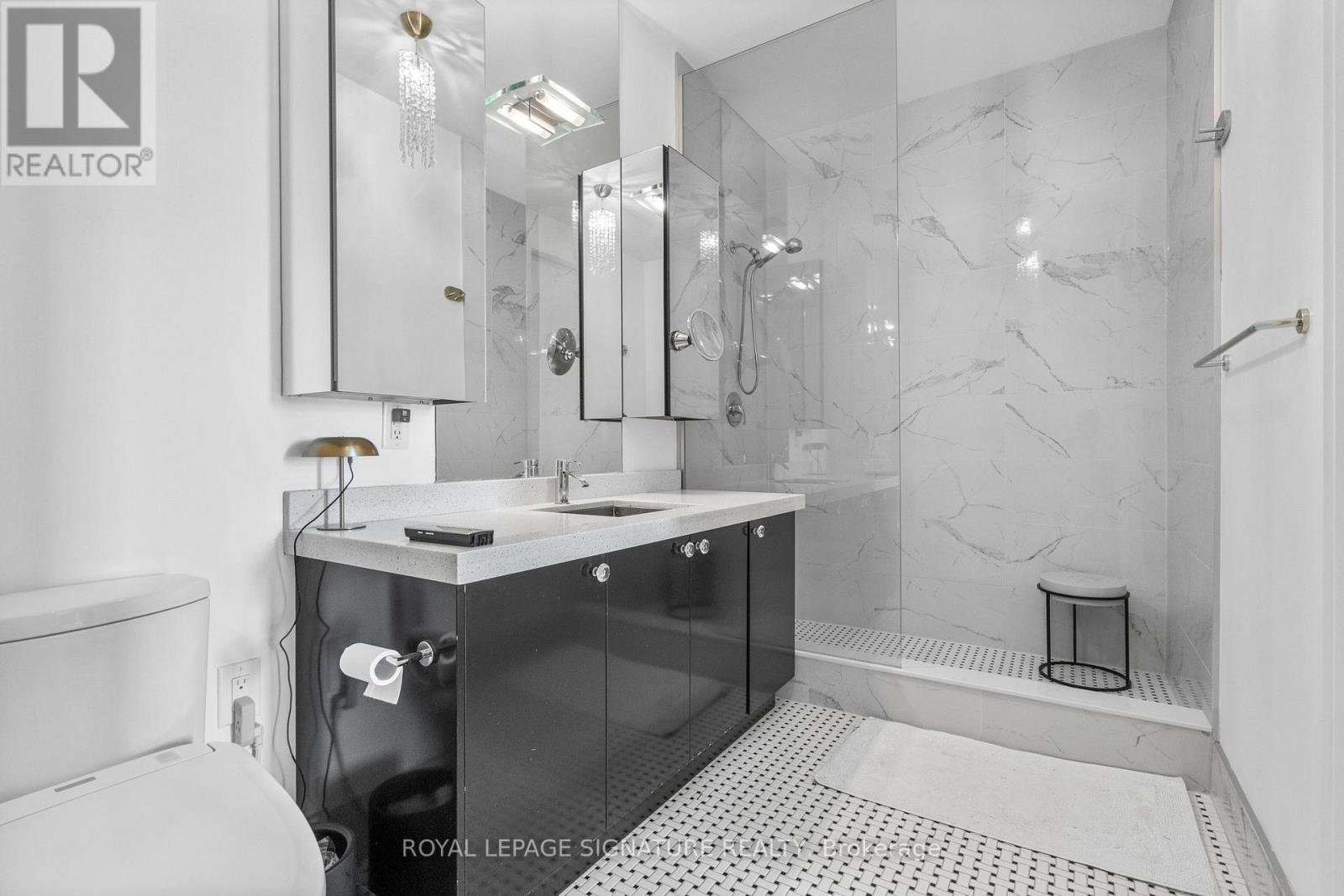 #411 43 HANNA AVENUE - Image 31