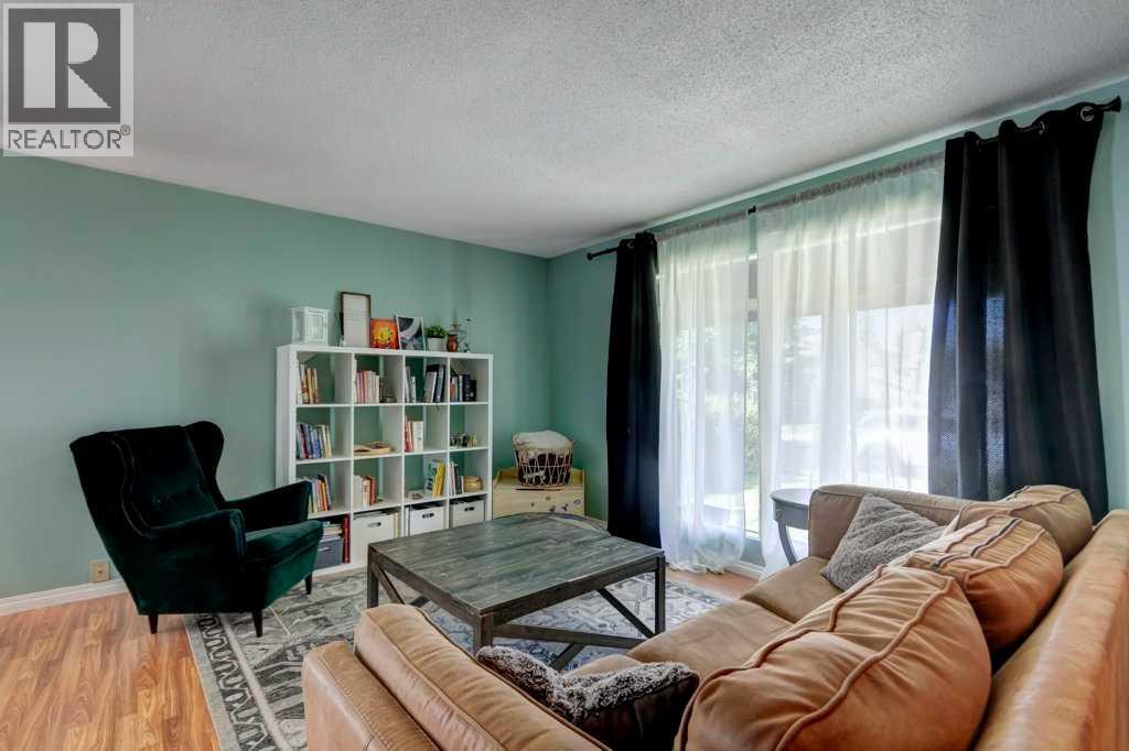 14 Mist Road SW - photo 3