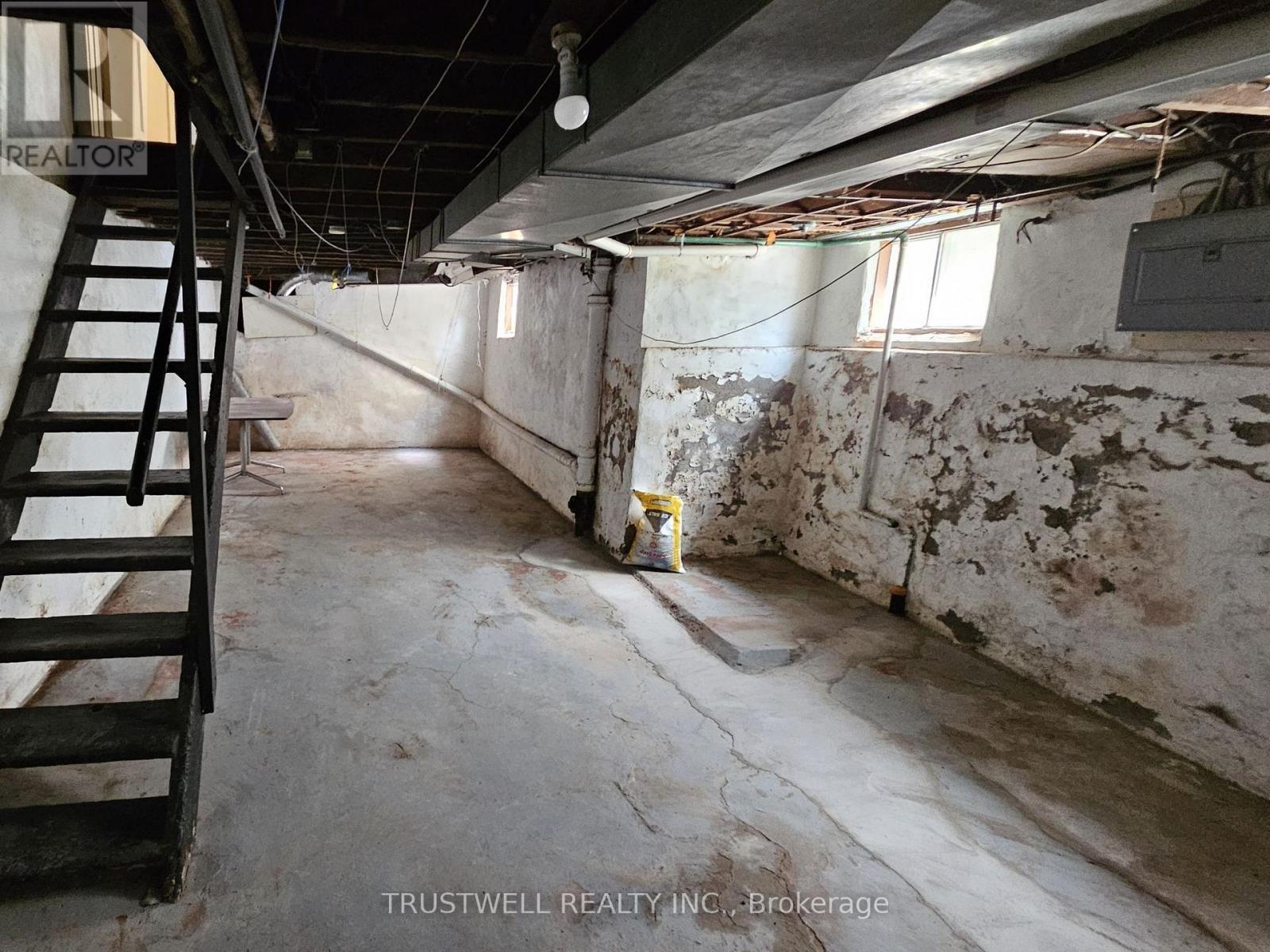 173 HAMILTON STREET - 11