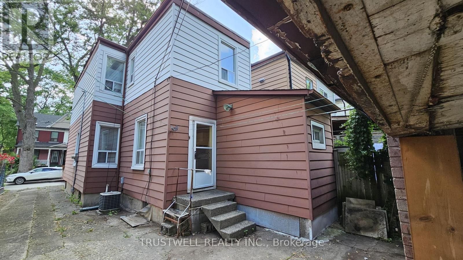 173 HAMILTON STREET - 40