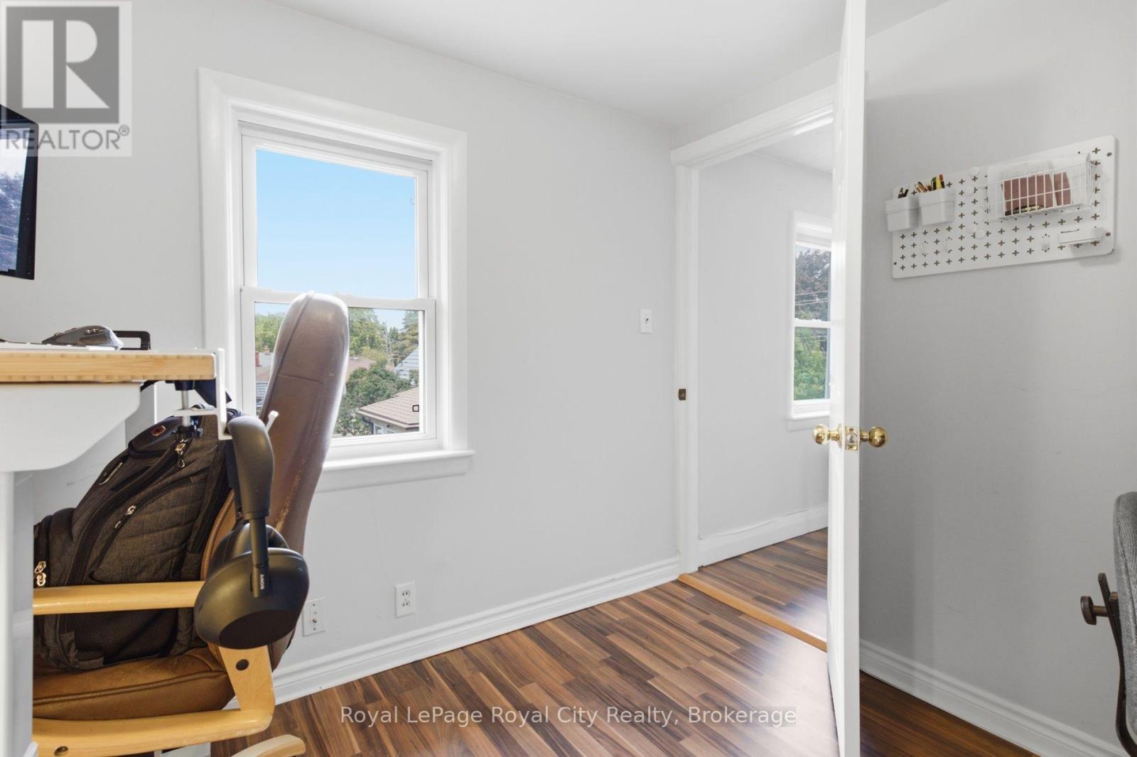 116 EMMA STREET - 27