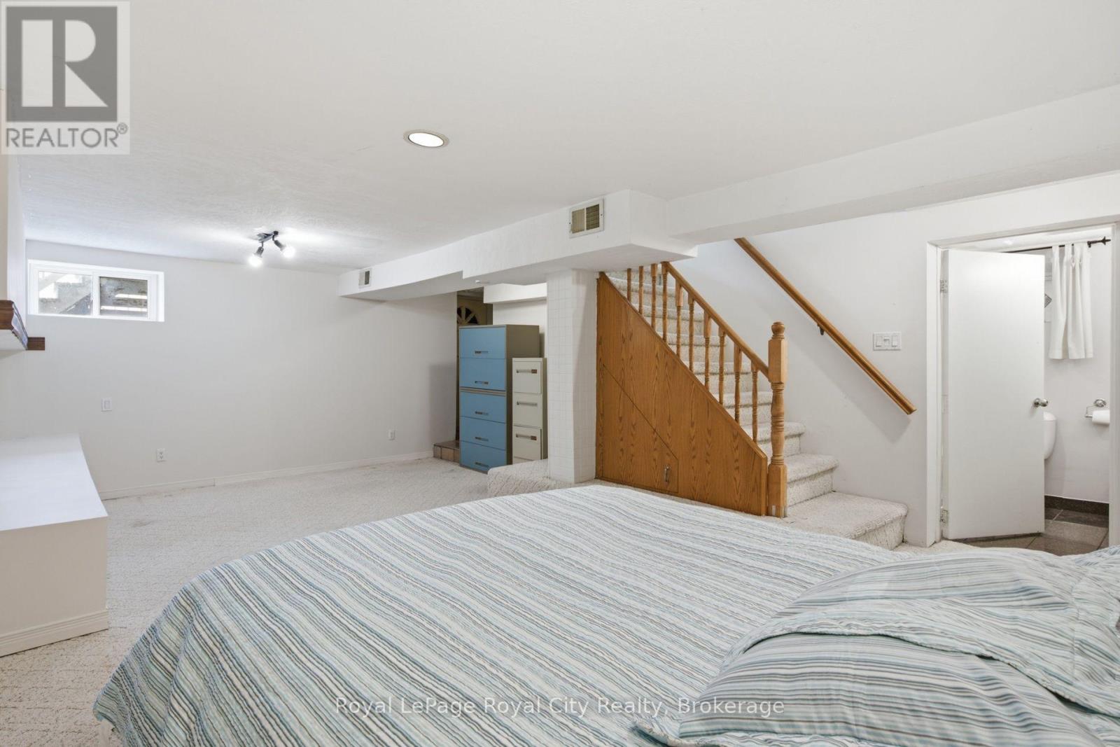 116 EMMA STREET - 31