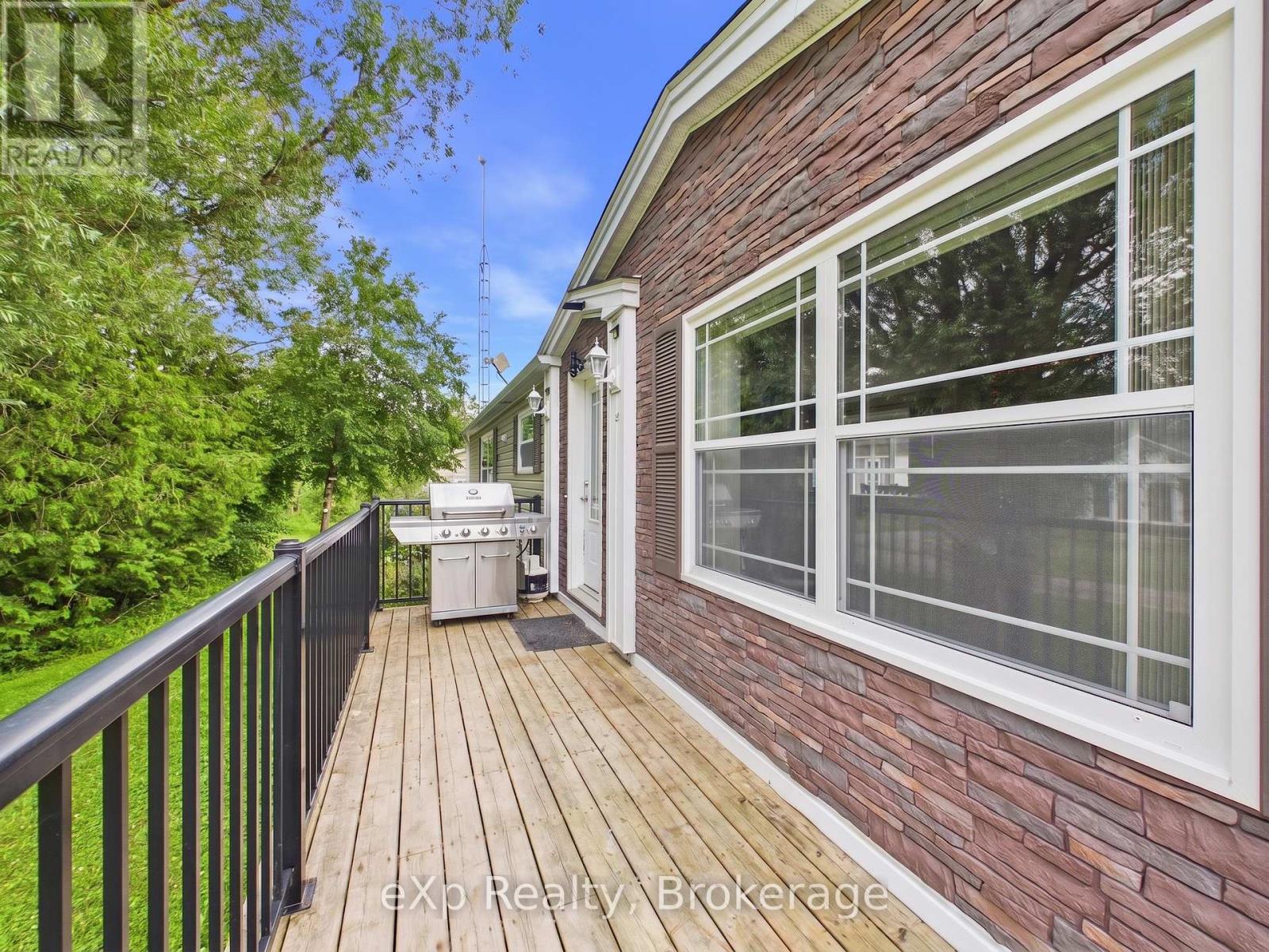 32 MAPLE GROVE VILLAGE ROAD - 2