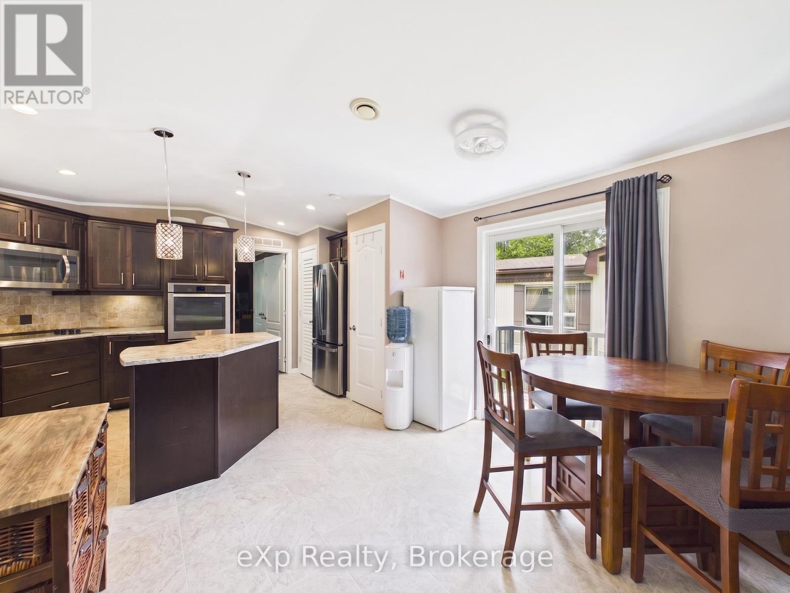 32 MAPLE GROVE VILLAGE ROAD - 4