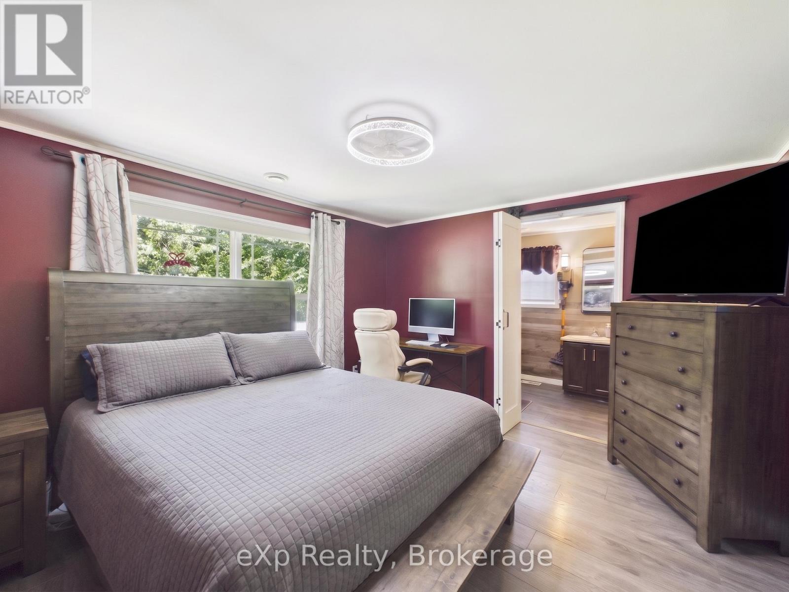 32 MAPLE GROVE VILLAGE ROAD - 8
