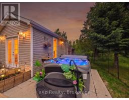 32 Maple Grove Village Road, Southgate, ON N0C1B0 Photo 12