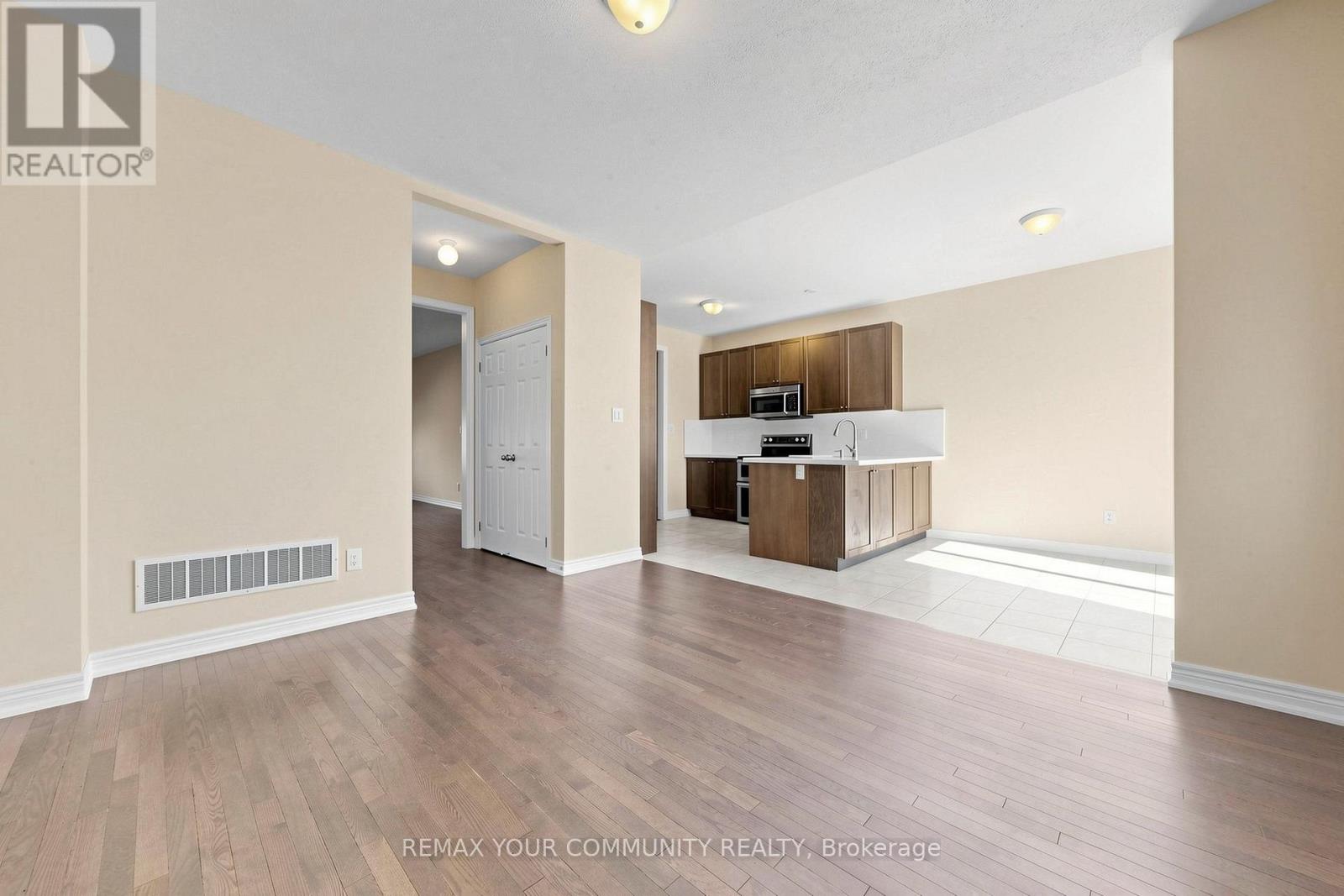 21 PRINCESS CHARLOTTE AVENUE - 13