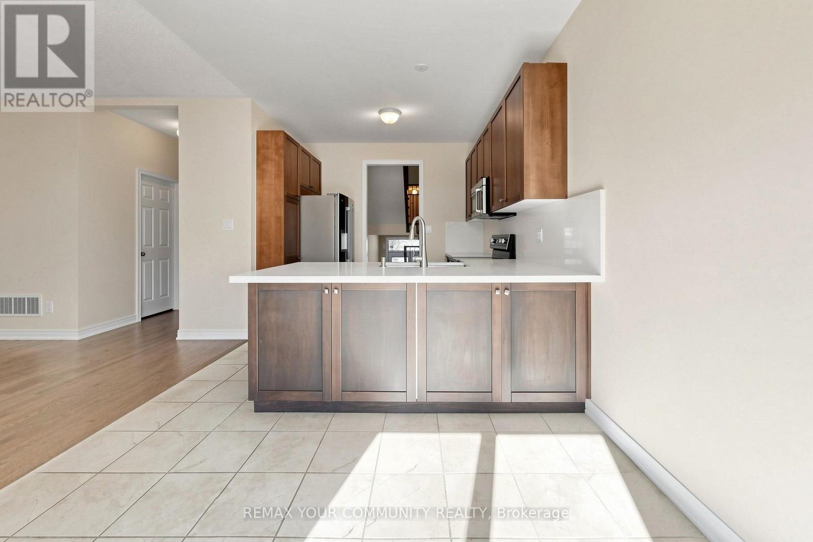 21 PRINCESS CHARLOTTE AVENUE - 15