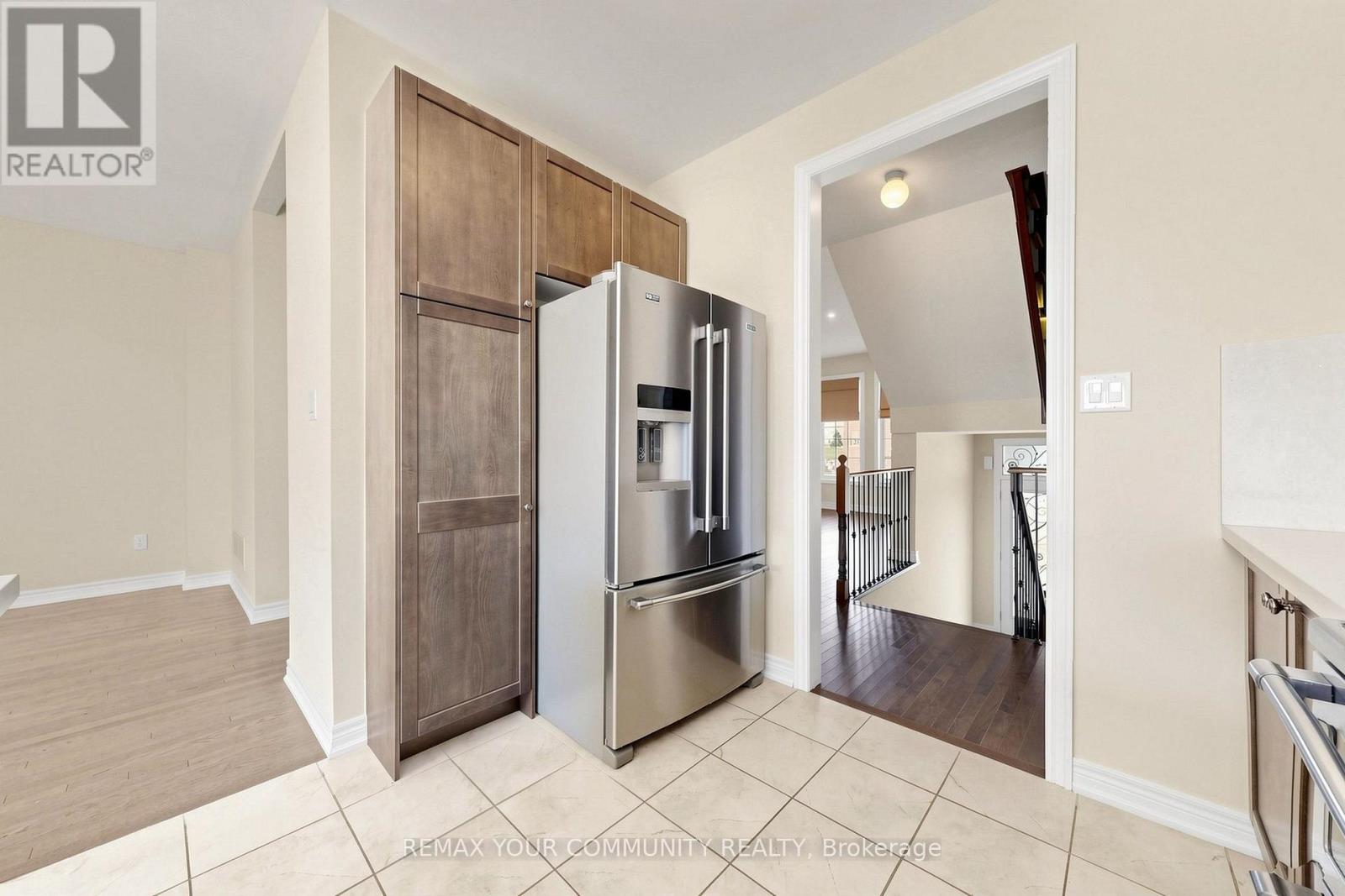 21 PRINCESS CHARLOTTE AVENUE - 19