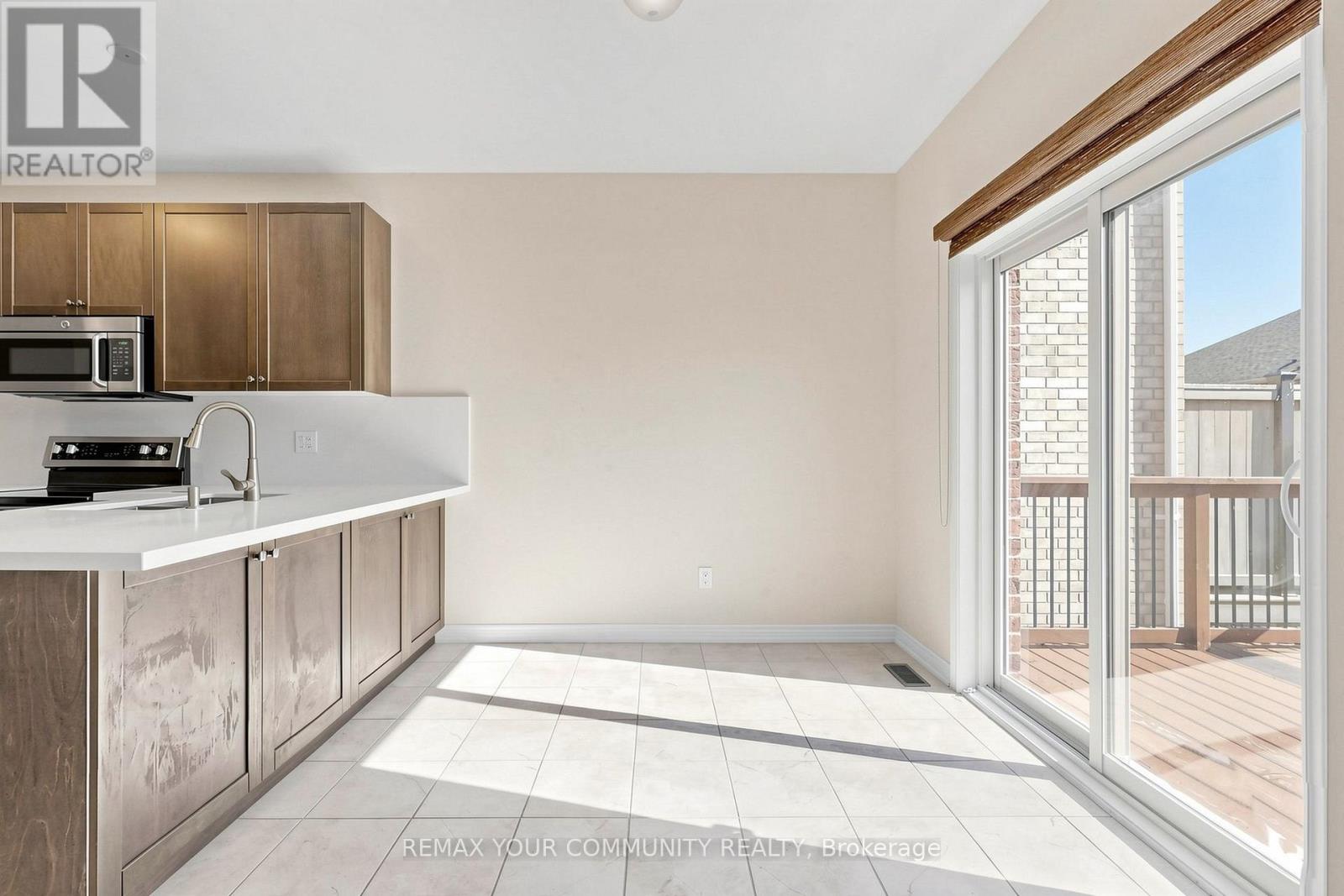 21 PRINCESS CHARLOTTE AVENUE - 20