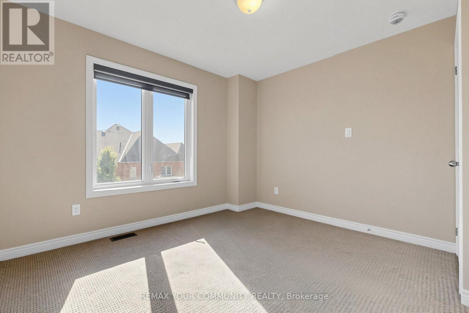 21 PRINCESS CHARLOTTE AVENUE - 35