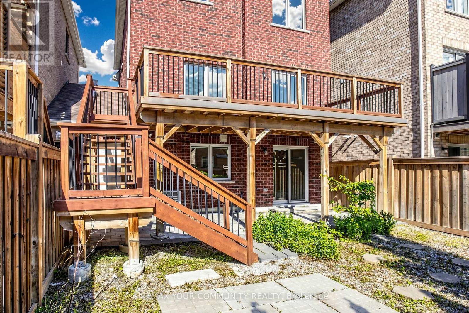 21 PRINCESS CHARLOTTE AVENUE - 46