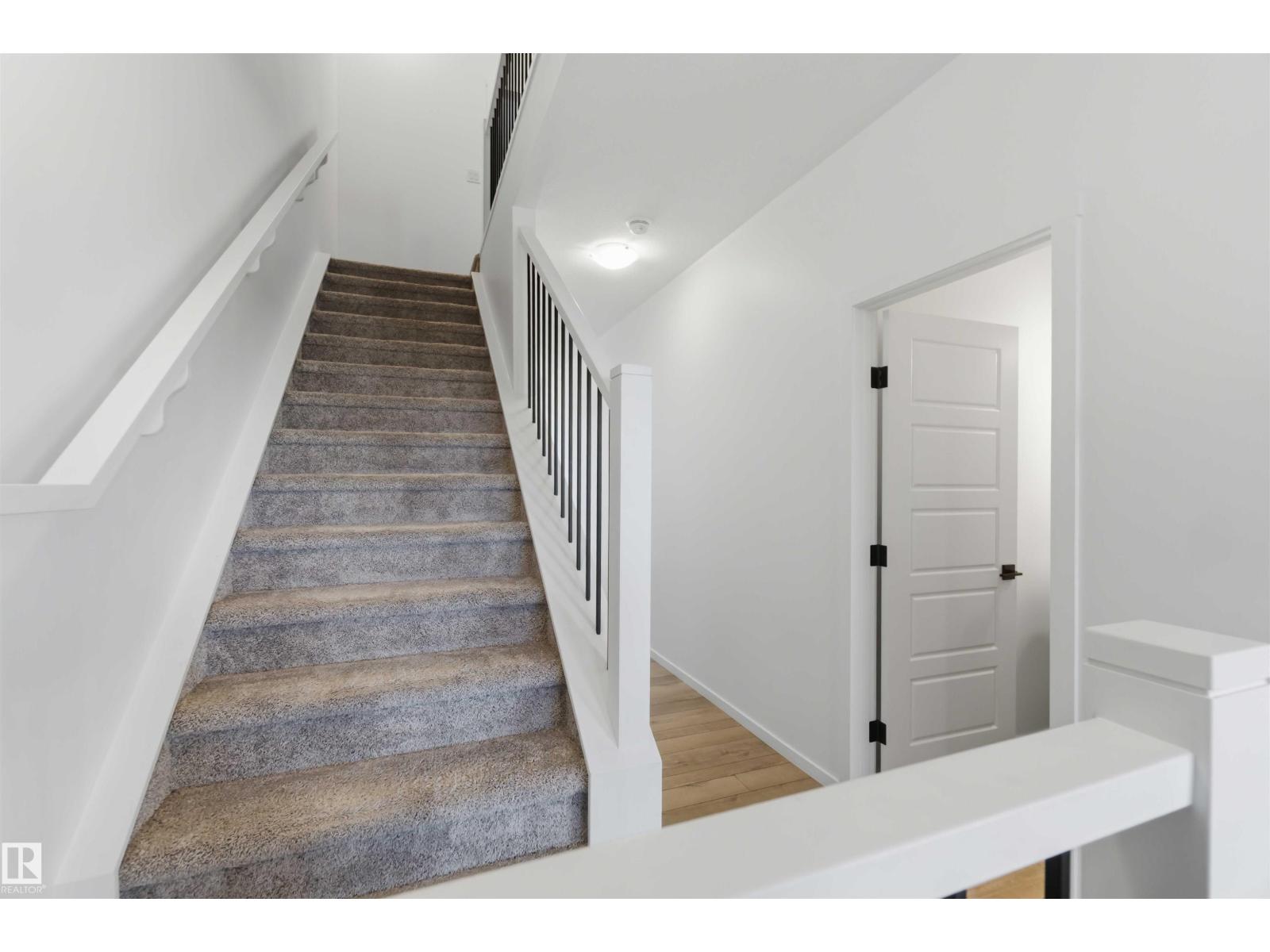 1070 STONESIDE RD — photo 23