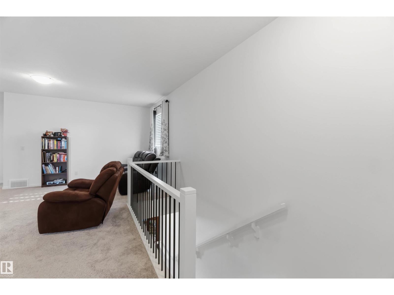 1070 STONESIDE RD — photo 24
