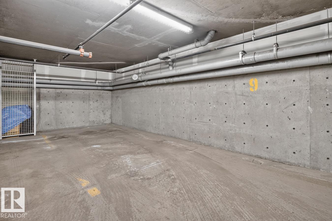 #203 8488 111 ST NW - 32