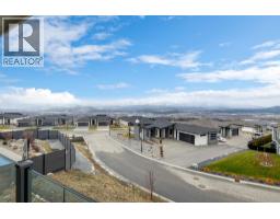 1940 Foxtail Terrace, Kelowna, BC V1P1T9 Photo 42