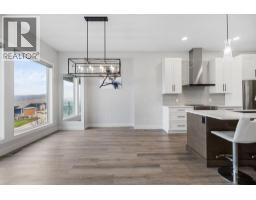 1940 Foxtail Terrace, Kelowna, BC V1P1T9 Photo 13