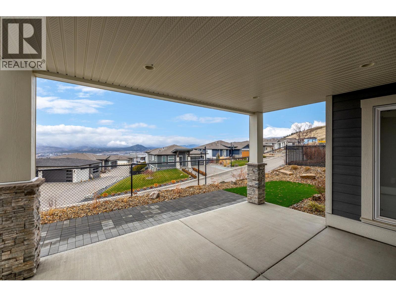1940 Foxtail Terrace - 32