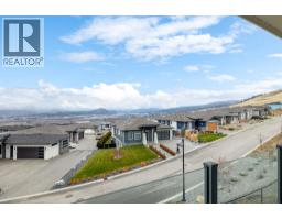 1940 Foxtail Terrace, Kelowna, BC V1P1T9 Photo 41