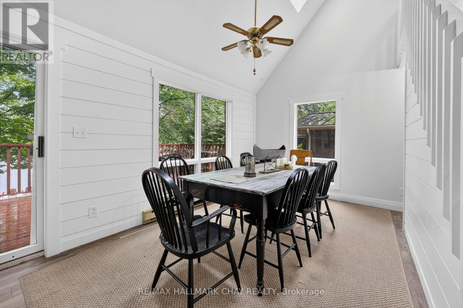 176 FARLAIN LAKE ROAD E - 24