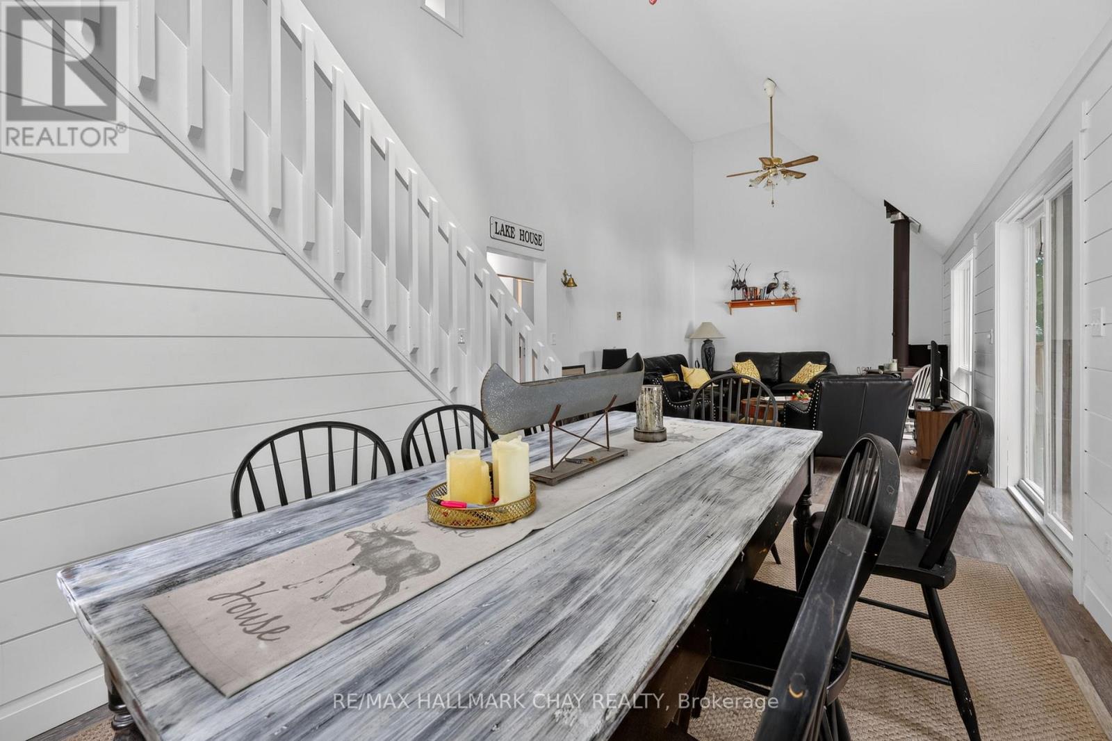 176 FARLAIN LAKE ROAD E - 26