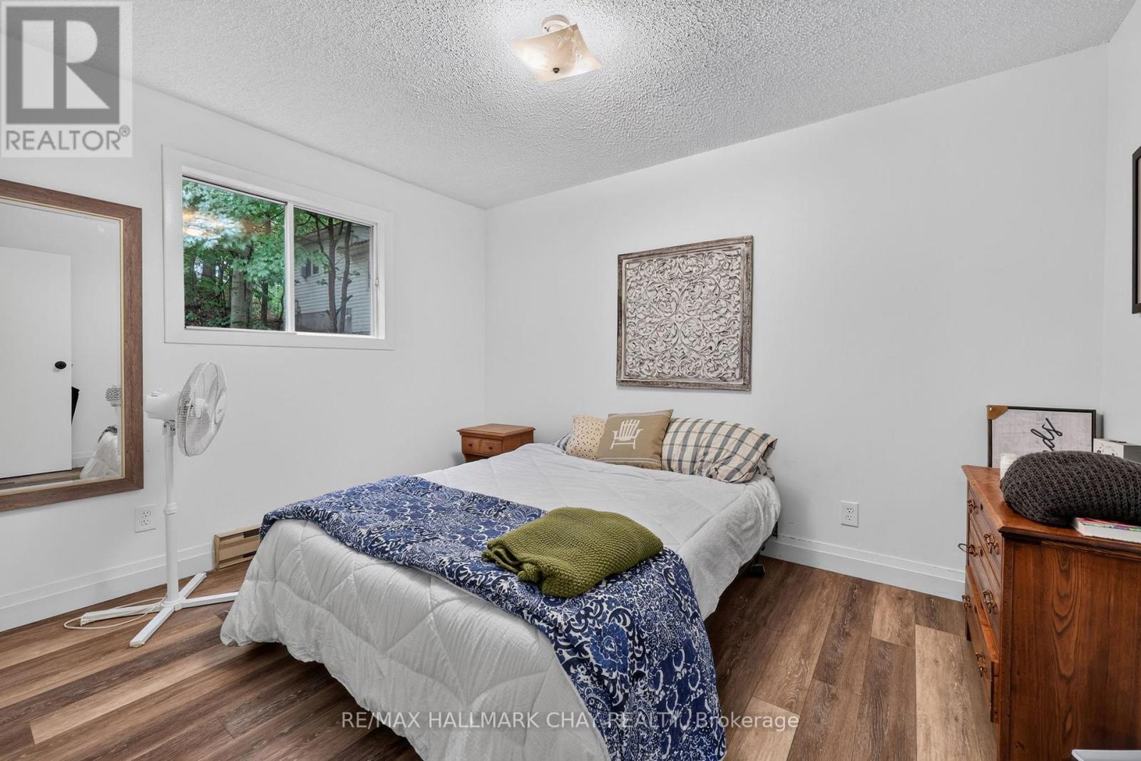 176 FARLAIN LAKE ROAD E - 27