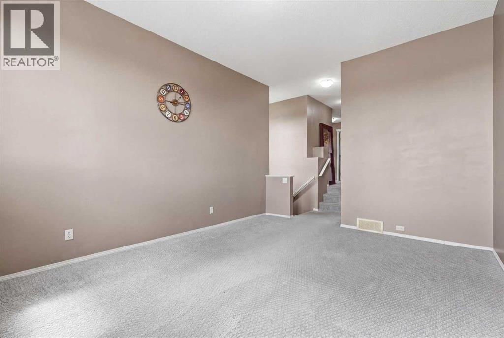 78 Everglen Way SW - 17