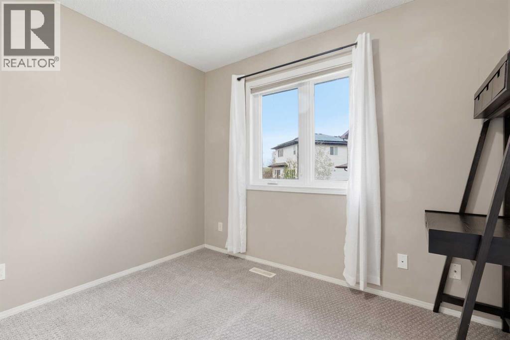 78 Everglen Way SW - 21