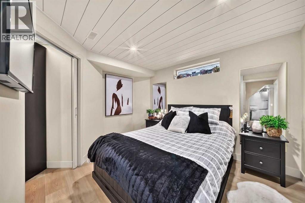 Large bedroom