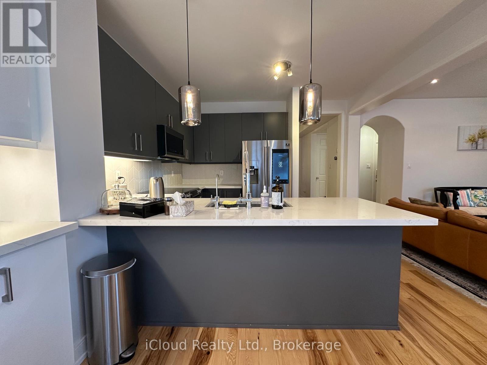 433 JELINIK TERRACE - 11